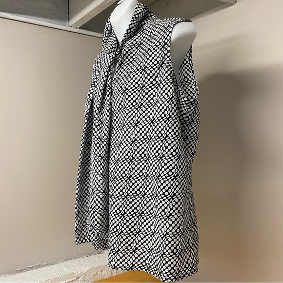 The jones Group Women Black/white Sleeveless Blouse Size Medium - Picture 2 of 10